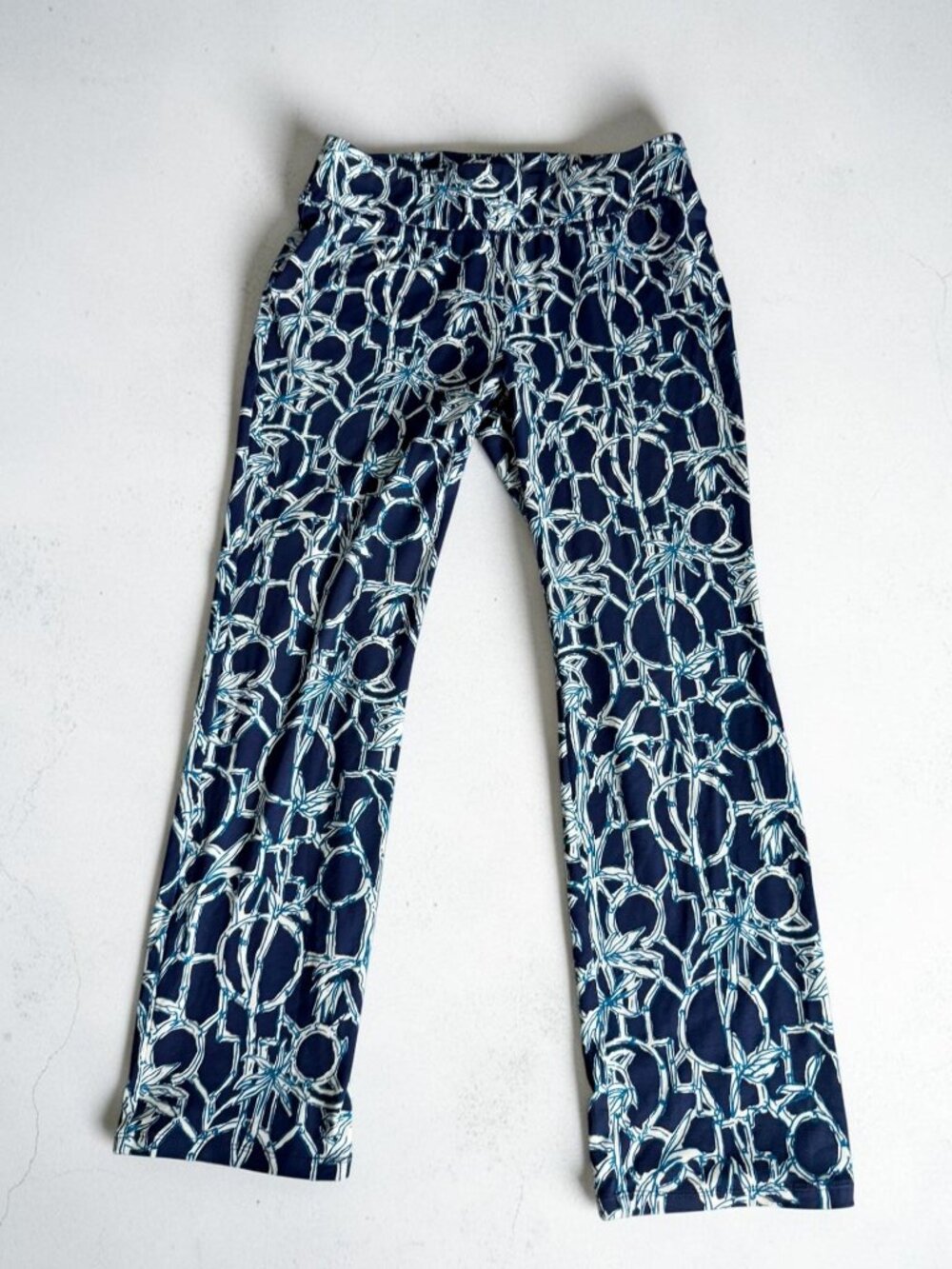 LILLY PULITZER Blue Patterned Ankle Pants Size Medium